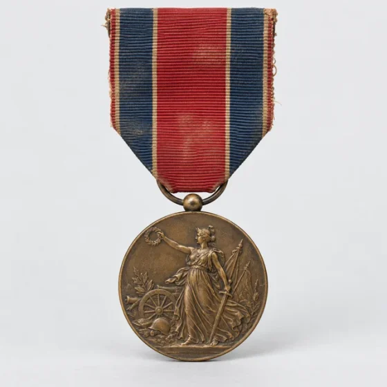 Наградной знак с лентой